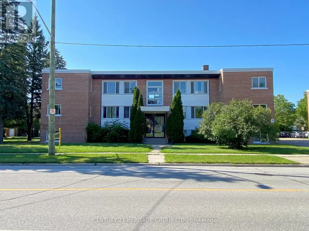 3 - 174 Grove Street E, Barrie (Wellington)